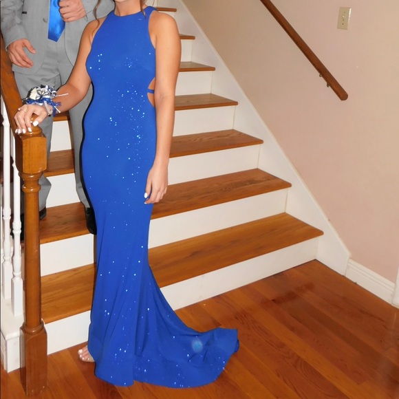 Prom Dress - Picture 2 of 3